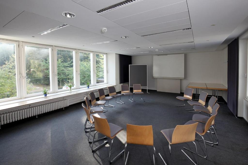 Haus Venusberg Jugendbildungsstaette Bonn Hotel Eksteriør billede